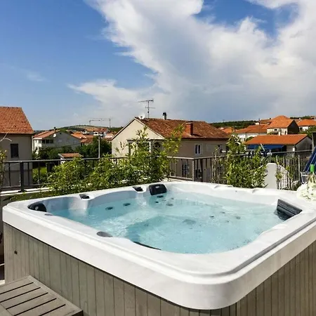 Azzurro With Jacuzzi And Pool * Sveti Filip i Jakov