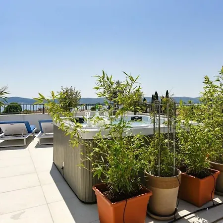 Villa Azzurro With Jacuzzi And Pool *